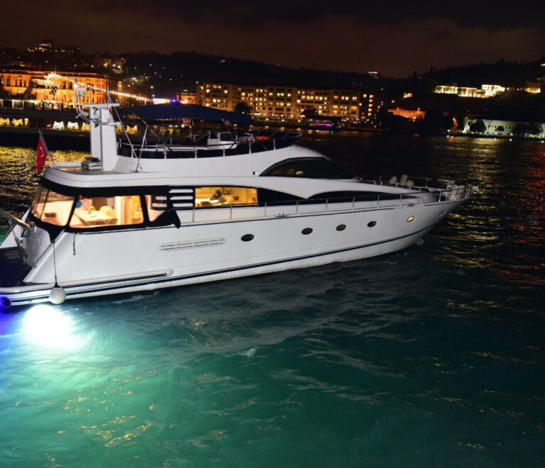 Yacht 3