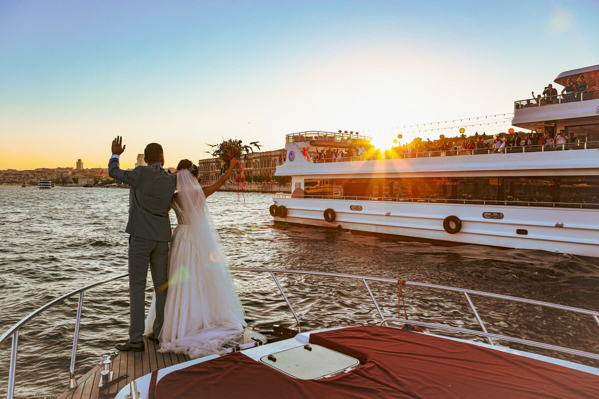 Elegant Yacht Rentals and Tours